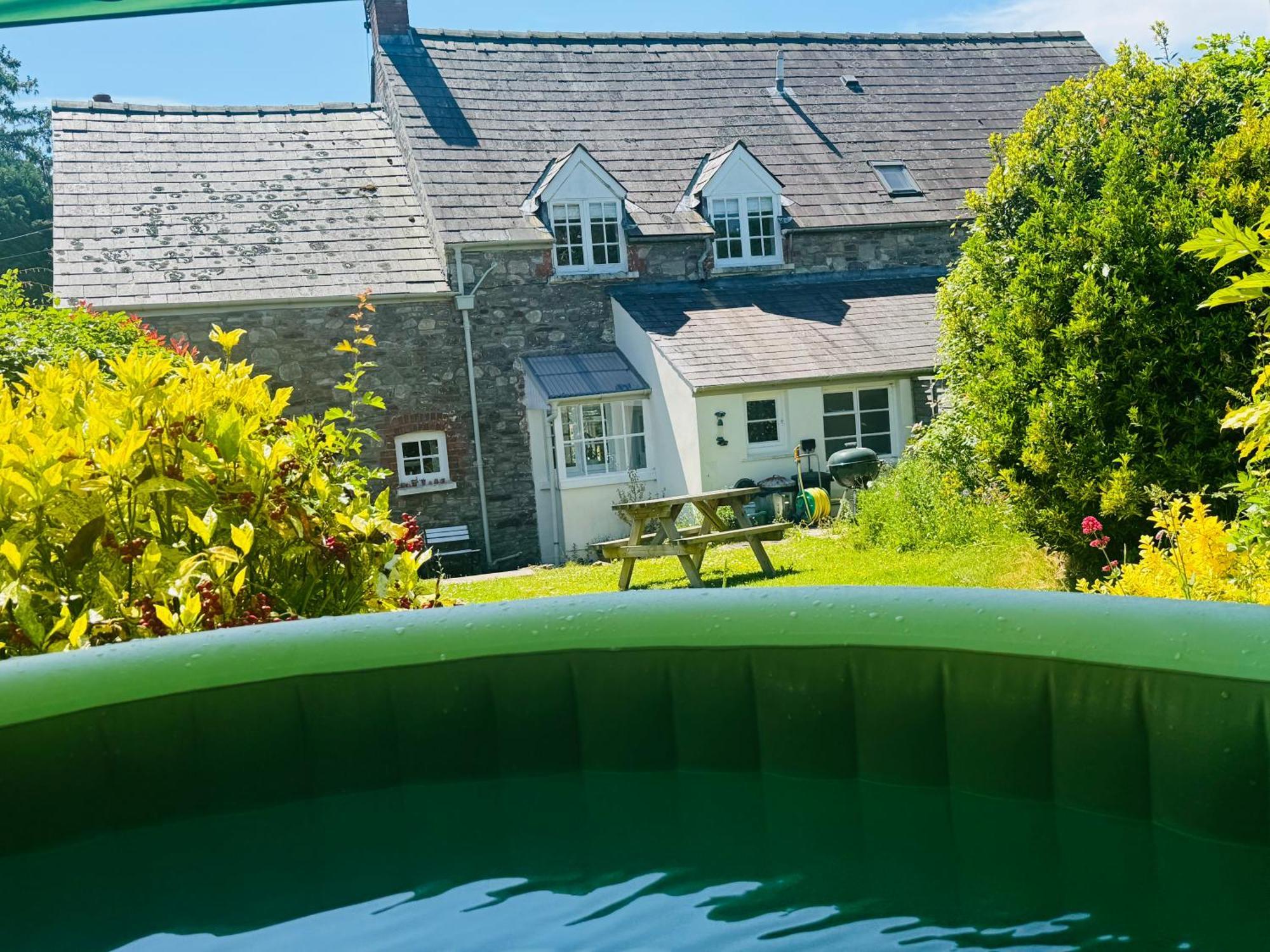 The Cottage Abergavenny Exteriör bild